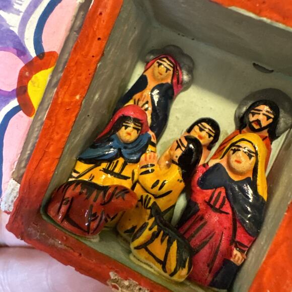 Mini Peruvian Retablo Nativity Scene Diorama Christmas Decor Folkart - Picture 3 of 8